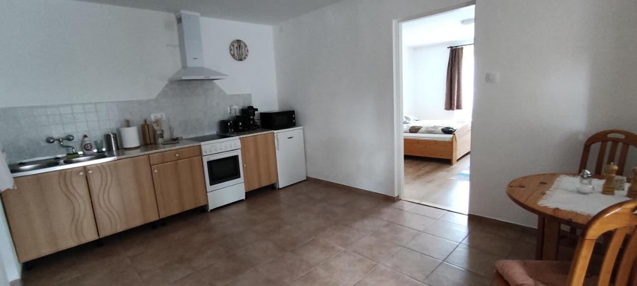 Villa Andrea Vendeghaz Egerszolat Exterior foto